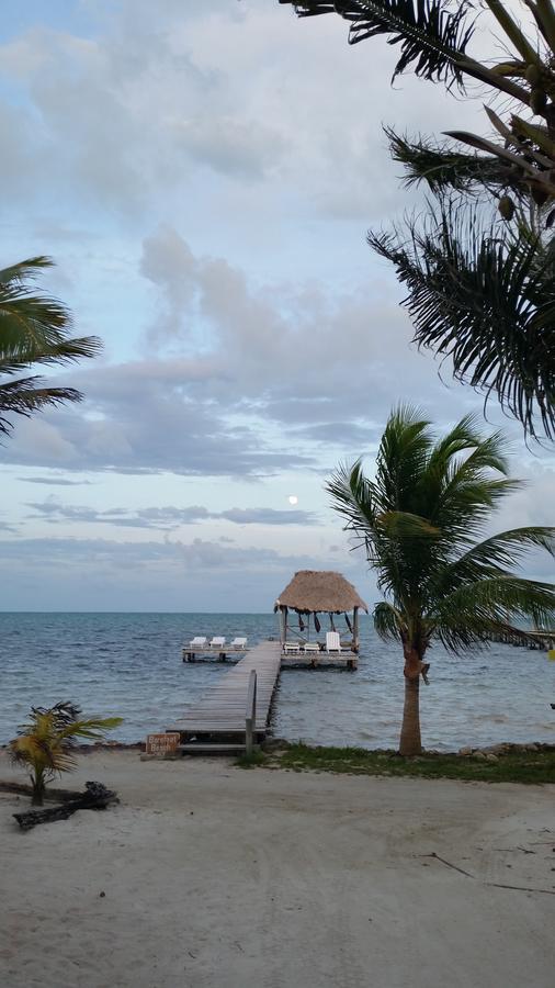 Barefoot Beach Belize Caye Caulker Exterior photo